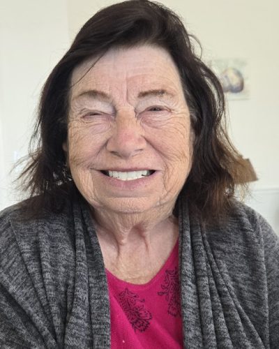 Mary Walton headshot